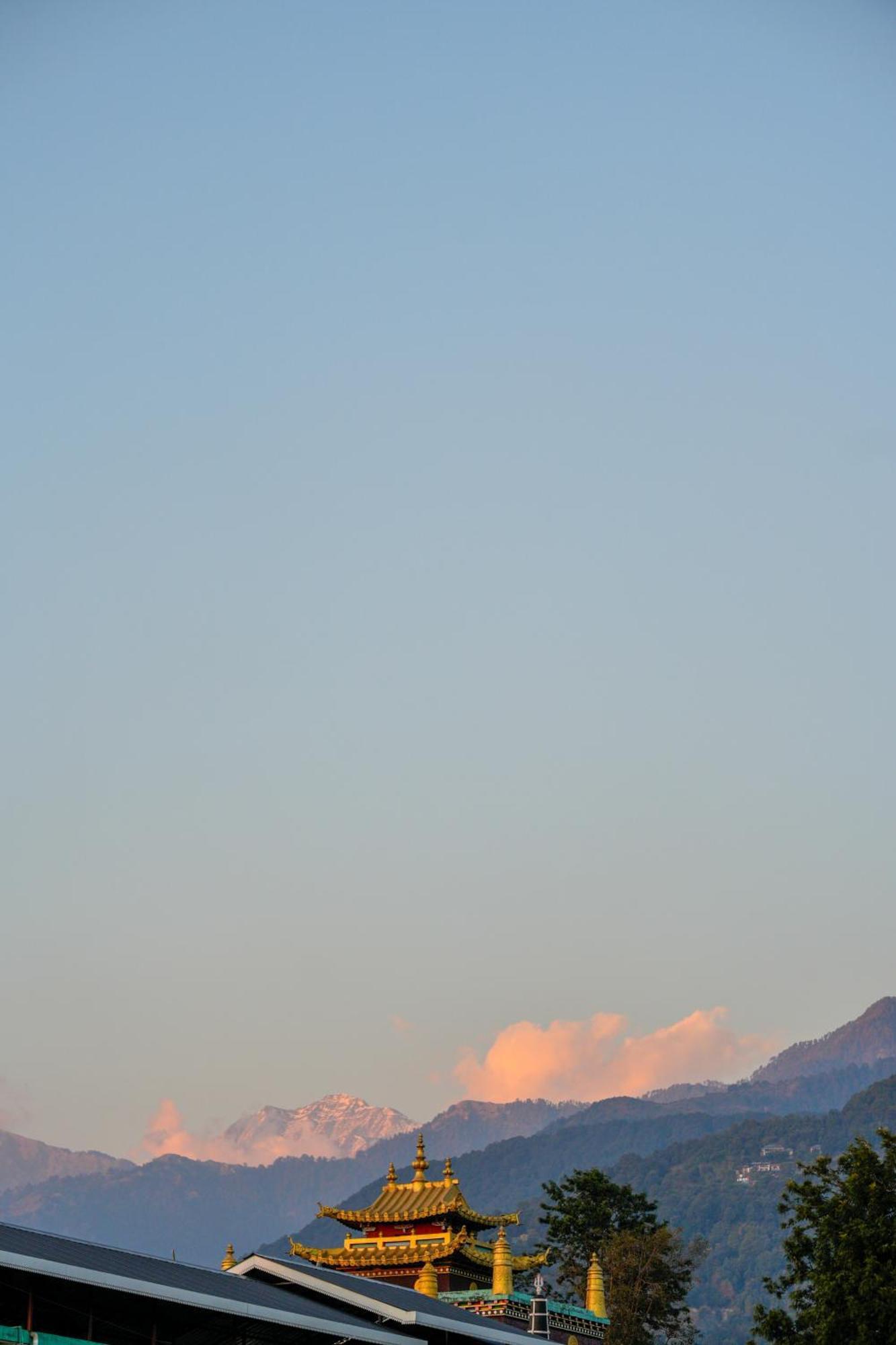 Hotel Chokling Arthouse - The Treasure Of Himalayas Bīr Exterior foto