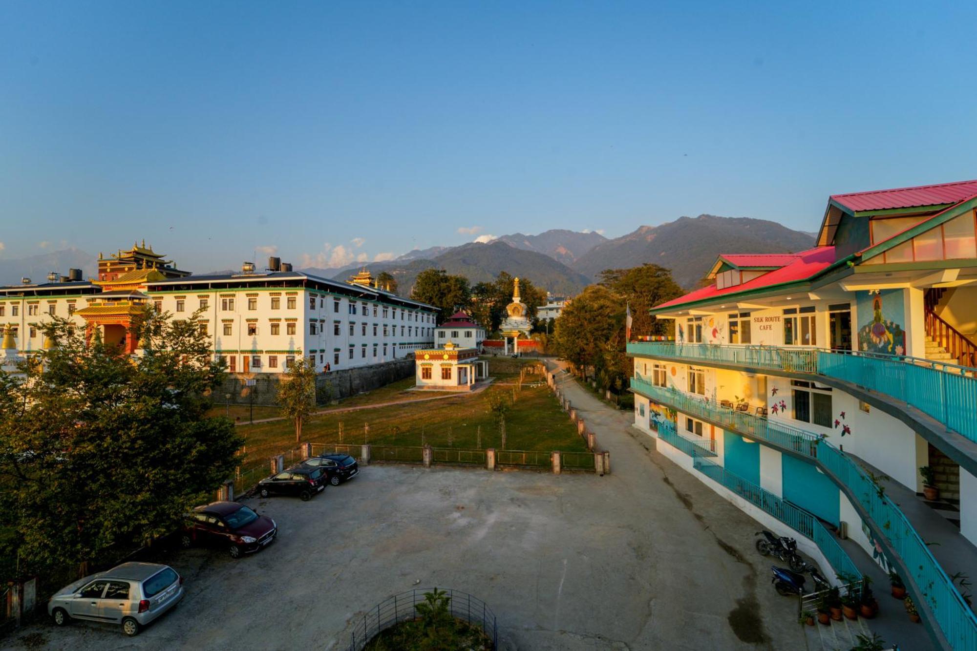 Hotel Chokling Arthouse - The Treasure Of Himalayas Bīr Exterior foto